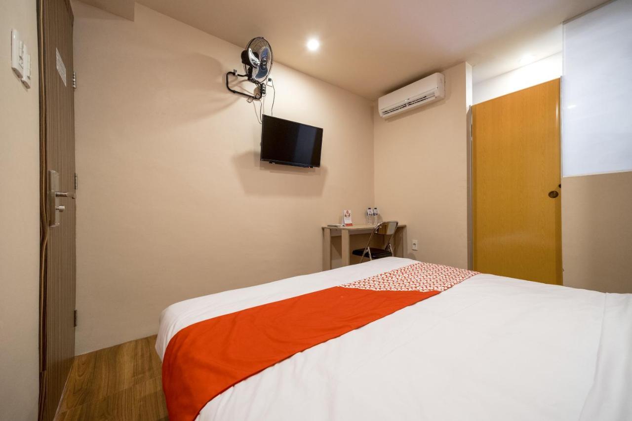 Oyo 291 Medan City Syariah Extérieur photo